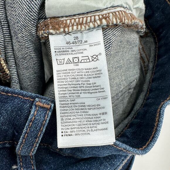 GAP Denim Medium Wash Cotton Zip Fly Folded Frayed Hem Denim Shorts Size 28 - Picture 7 of 12